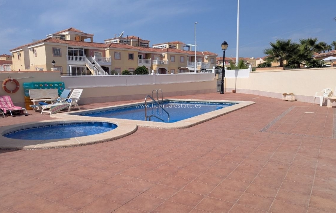 Alquiler a corto plazo - Apartamento / piso - Orihuela Costa - La Zenia