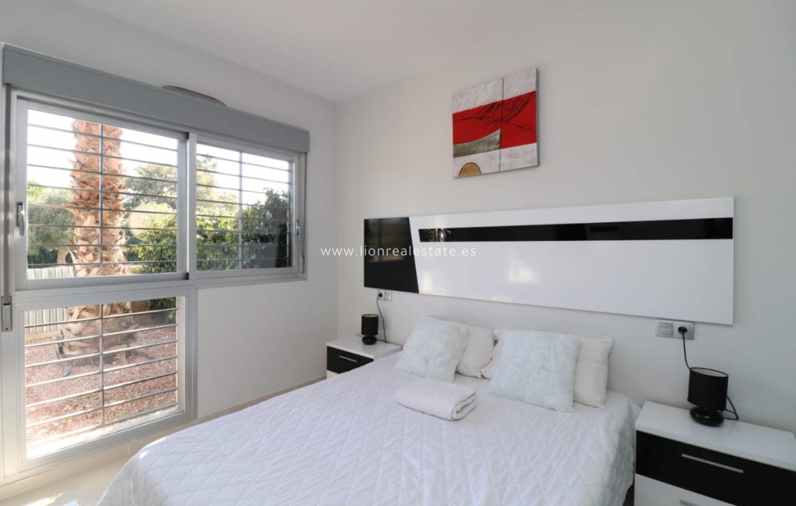 Alquiler a corto plazo - Apartamento / piso - Orihuela Costa - Torrevieja