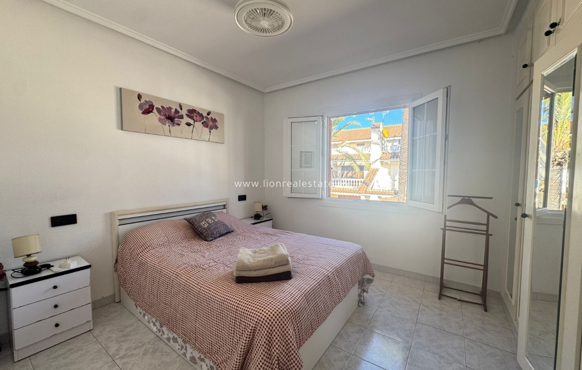 Alquiler a corto plazo - Apartamento / piso - Punta Prima