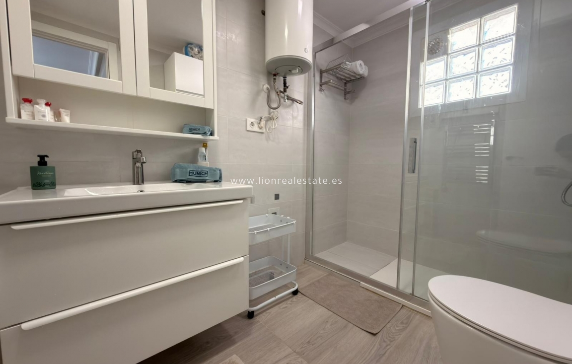 Alquiler a corto plazo - Apartamento / piso - Punta Prima