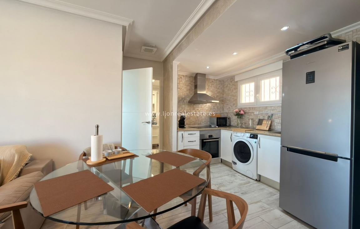 Alquiler a corto plazo - Apartamento / piso - Punta Prima