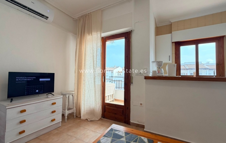 Alquiler a corto plazo - Apartamento / piso - Punta Prima