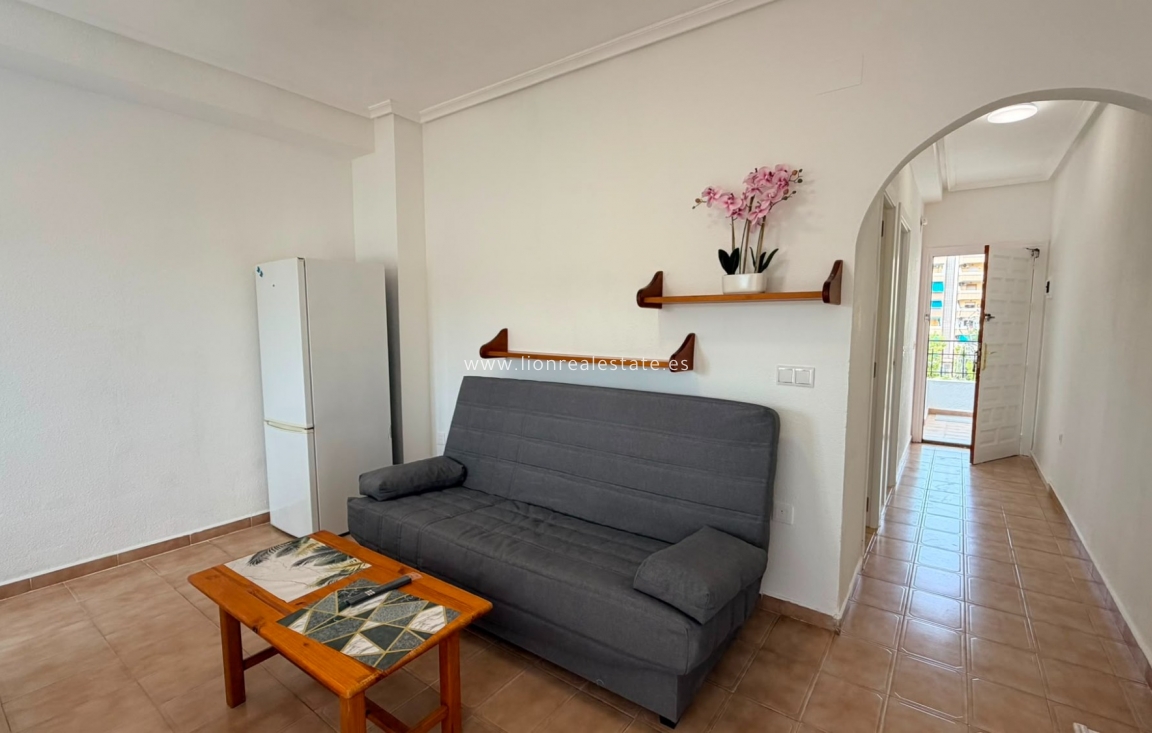 Alquiler a corto plazo - Apartamento / piso - Punta Prima