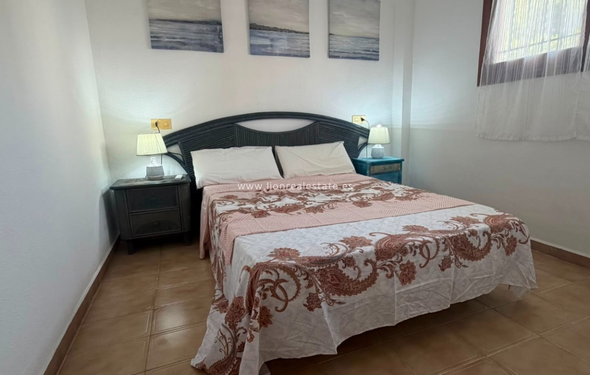 Alquiler a corto plazo - Apartamento / piso - Punta Prima