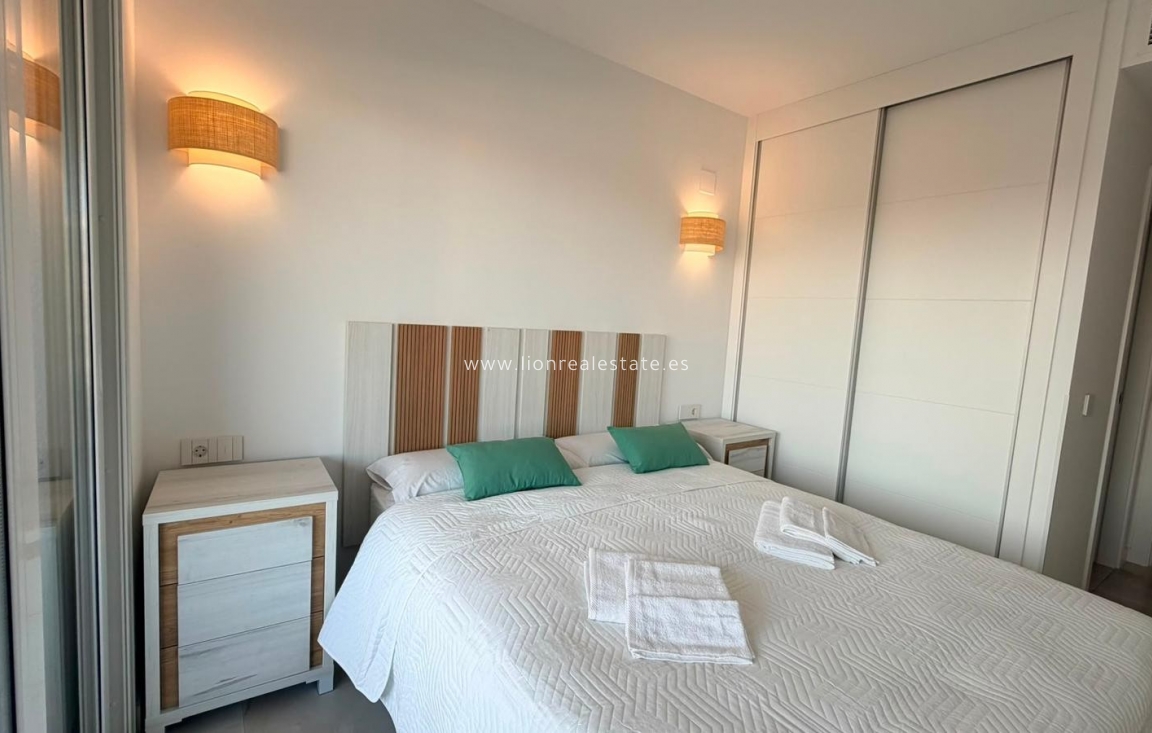 Alquiler a corto plazo - Apartamento / piso - Punta Prima