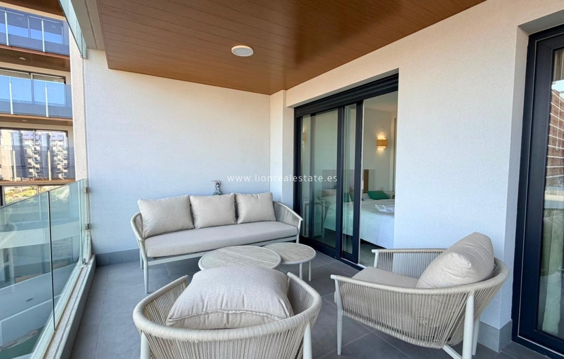 Alquiler a corto plazo - Apartamento / piso - Punta Prima