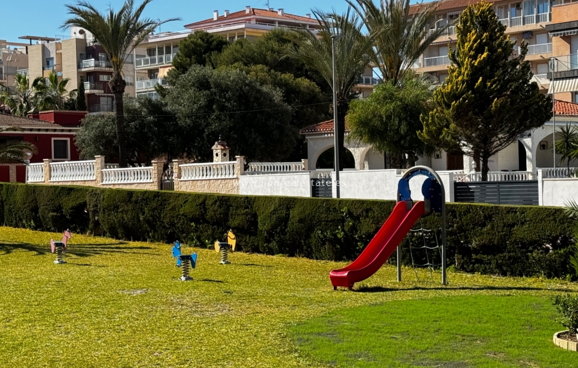 Alquiler a corto plazo - Apartamento / piso - Punta Prima