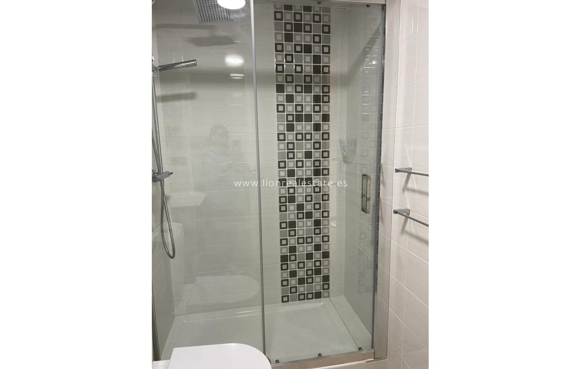 Alquiler a corto plazo - Apartamento / piso - Punta Prima