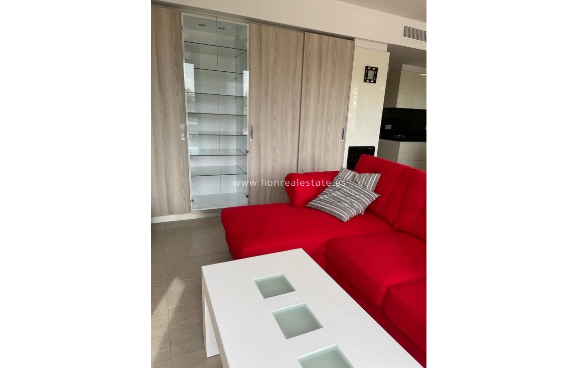 Alquiler a corto plazo - Apartamento / piso - Punta Prima