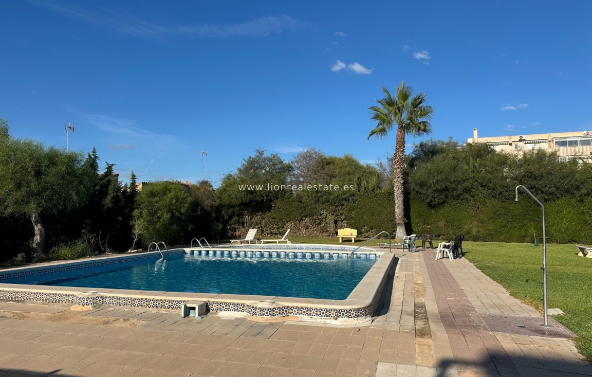 Alquiler a corto plazo - Apartamento / piso - Punta Prima