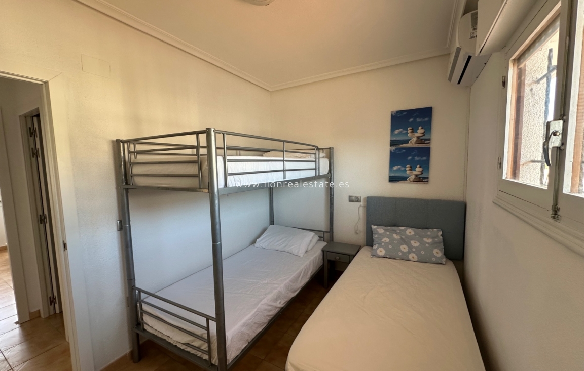 Alquiler a corto plazo - Apartamento / piso - Punta Prima