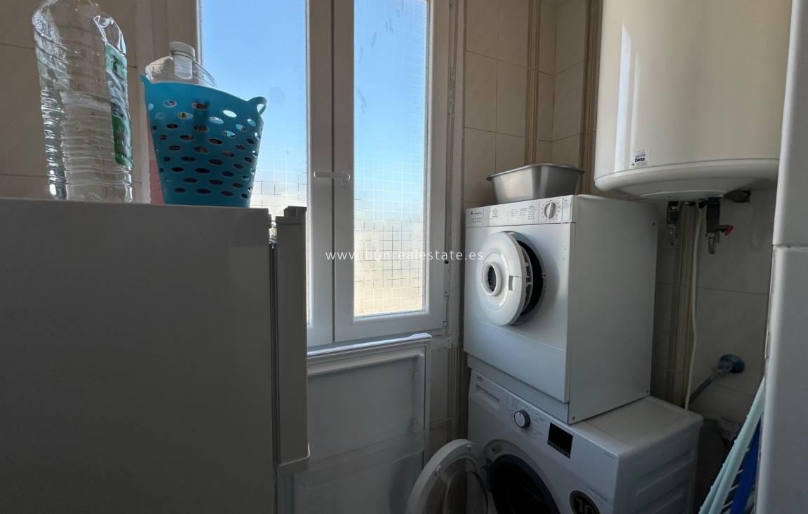 Alquiler a corto plazo - Apartamento / piso - Punta Prima