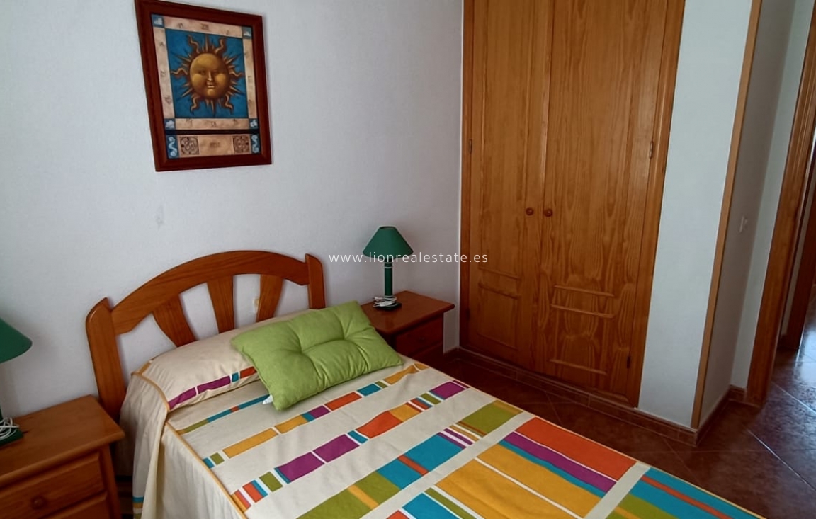 Alquiler a corto plazo - Apartamento / piso - Torrevieja - La Mata