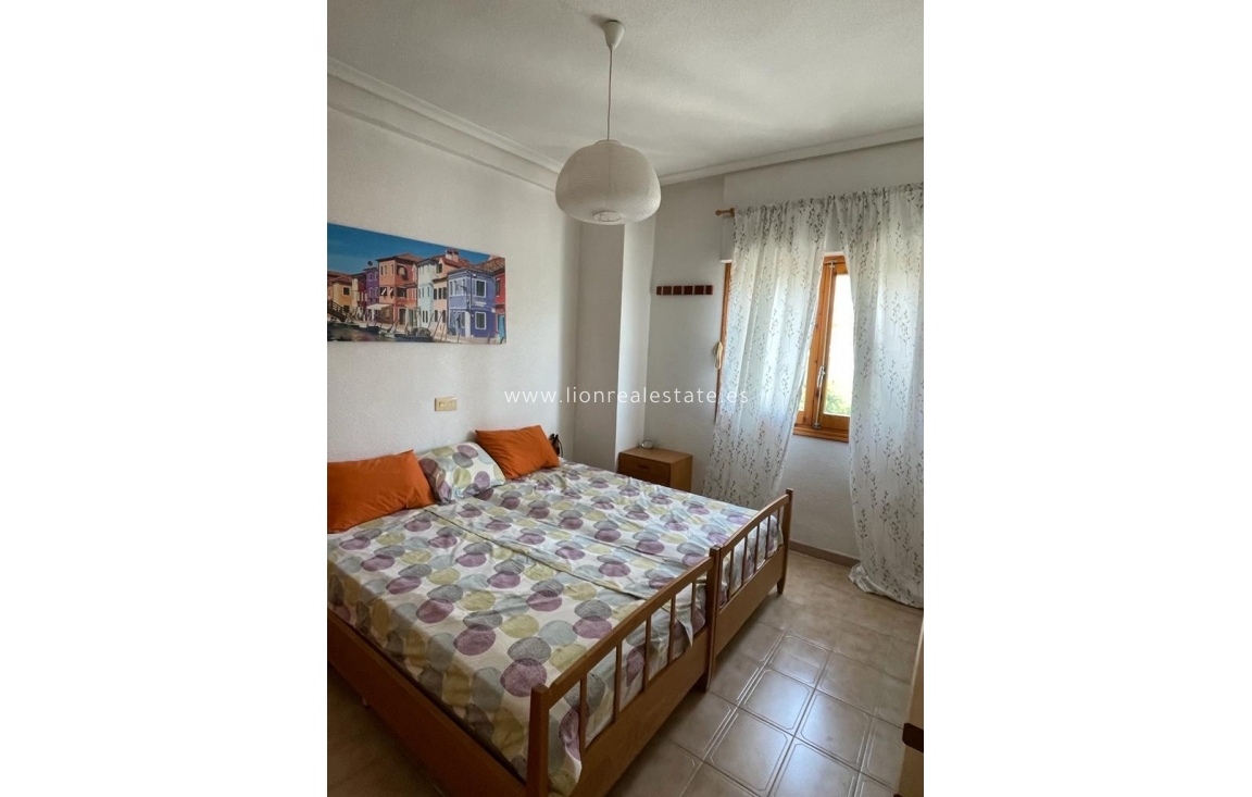 Alquiler a corto plazo - Apartamento / piso - Torrevieja - Punta Prima