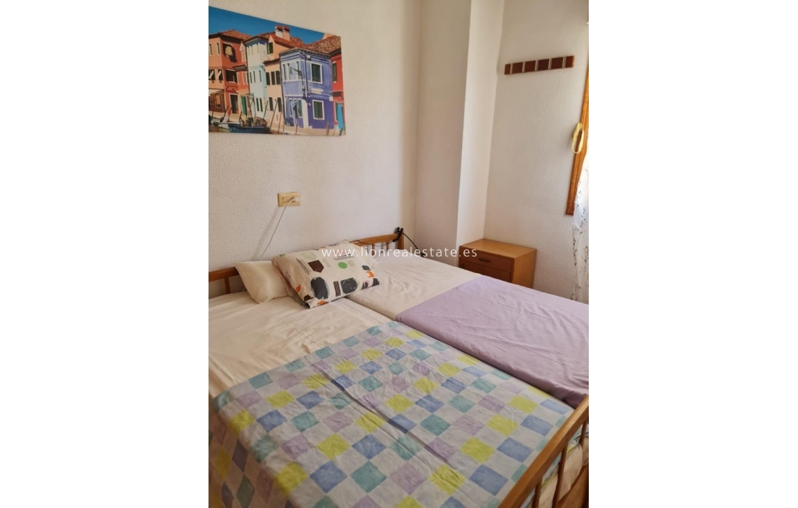 Alquiler a corto plazo - Apartamento / piso - Torrevieja - Punta Prima