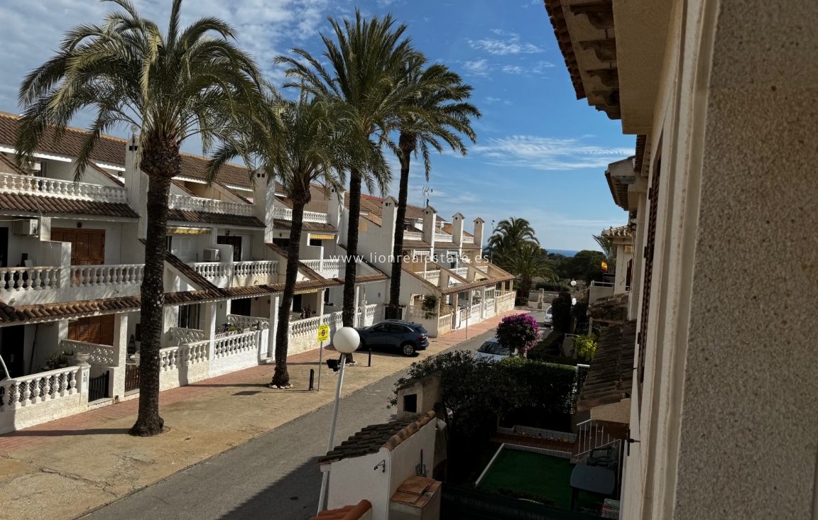 Alquiler a corto plazo - Apartamento / piso - Torrevieja - Punta Prima