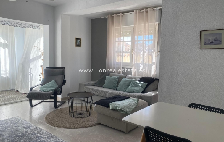 Alquiler a corto plazo - Chalet - Orihuela Costa - Villamartín