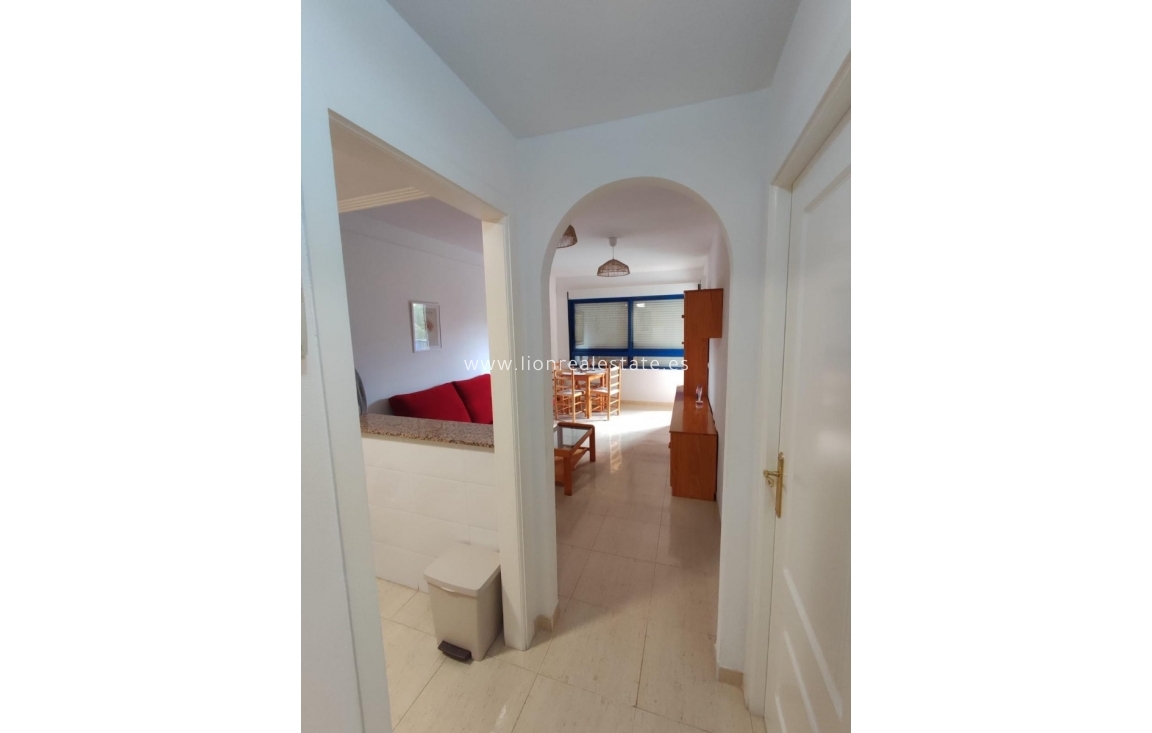 Alquiler a largo plazo - Apartamento / piso - Orihuela Costa - Campoamor