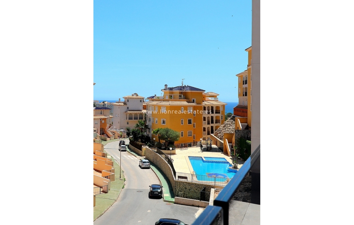 Alquiler a largo plazo - Apartamento / piso - Orihuela Costa - Campoamor