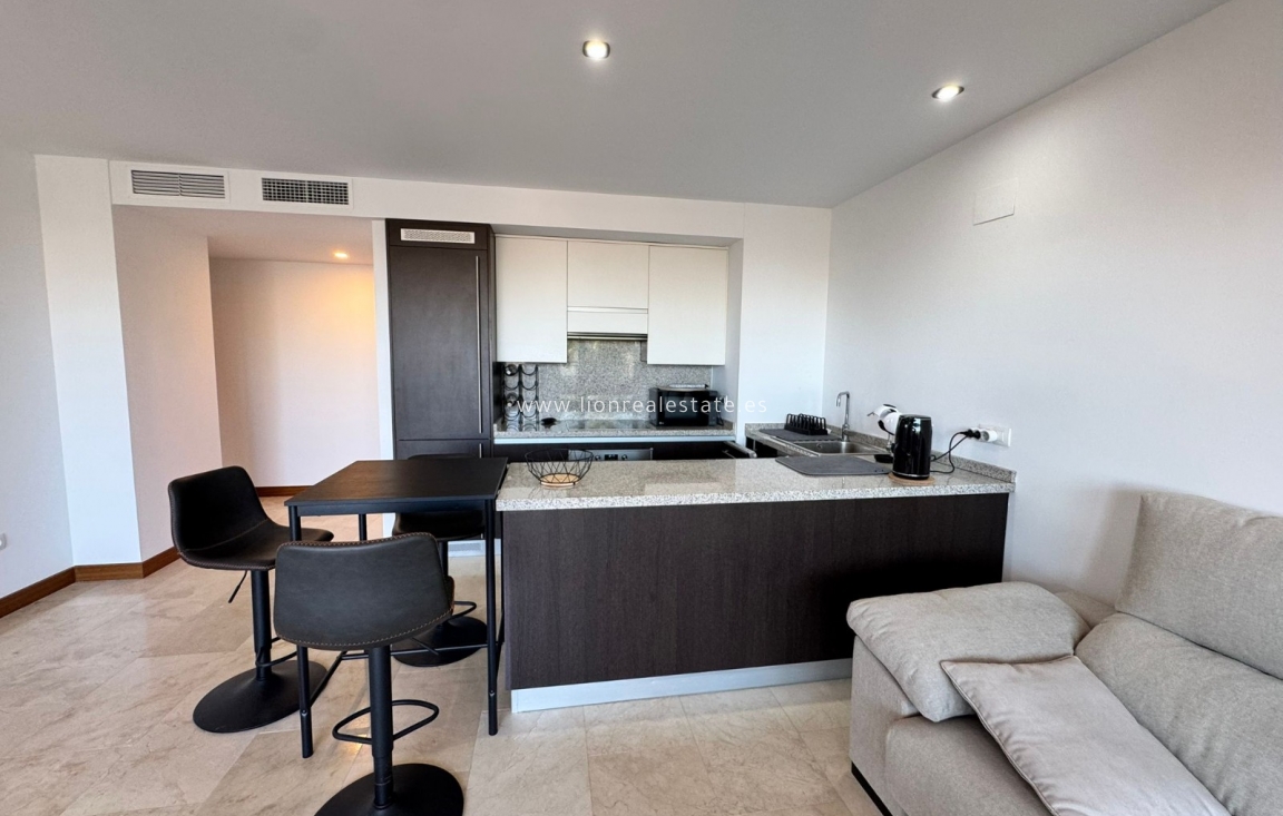 Alquiler a largo plazo - Apartamento / piso - Orihuela Costa - Lomas De Campoamor-las Ramblas