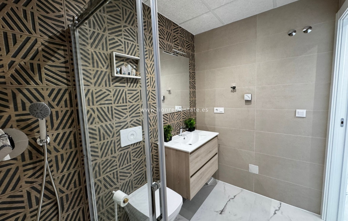 Alquiler a largo plazo - Apartamento / piso - Orihuela Costa - Paraje Los Almendros