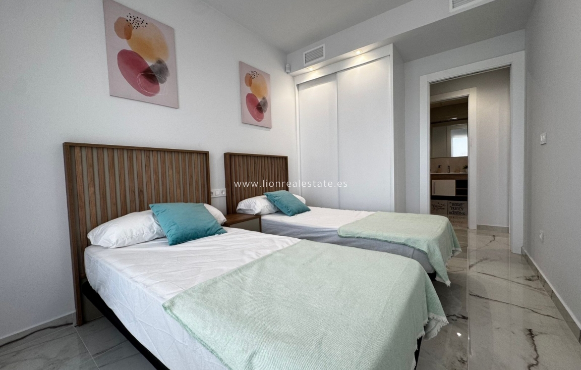 Alquiler a largo plazo - Apartamento / piso - Orihuela Costa - Paraje Los Almendros