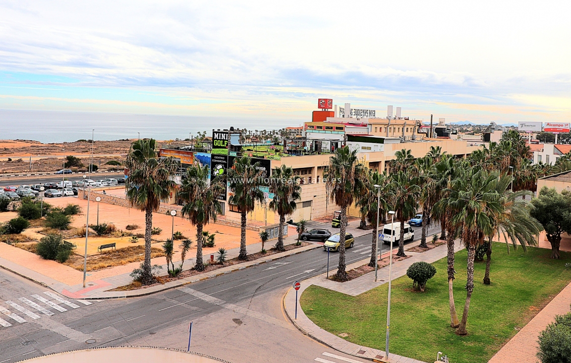 Alquiler a largo plazo - Apartamento / piso - Orihuela Costa - Playa Flamenca