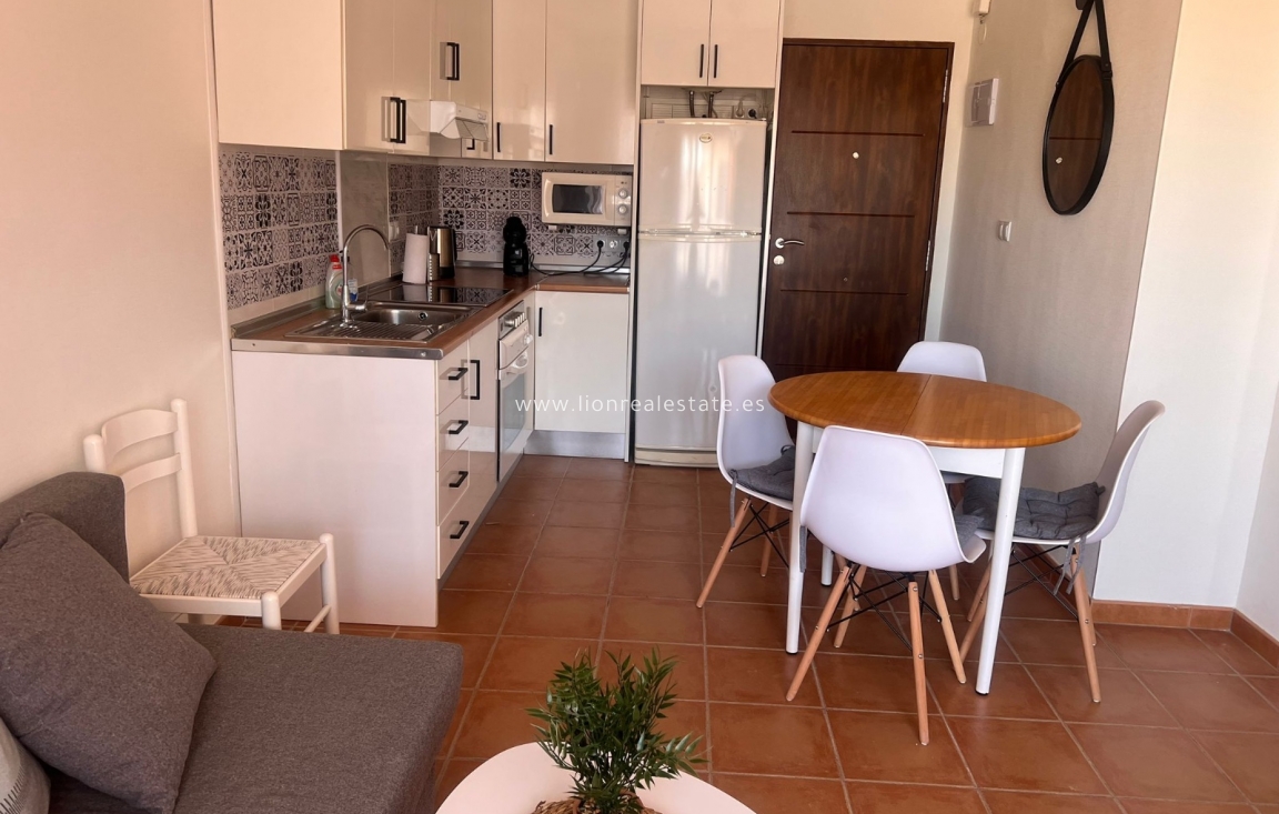 Alquiler a largo plazo - Apartamento / piso - Pilar de la Horadada - Torre de la Horadada