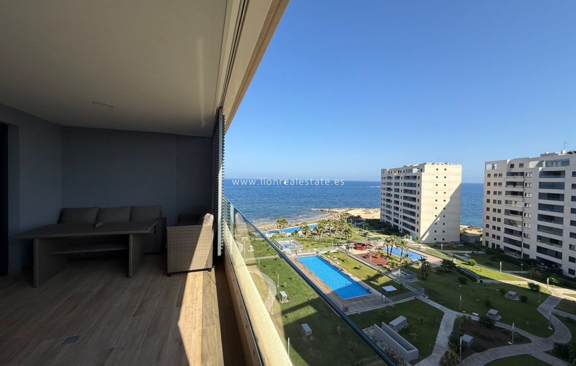 Alquiler a largo plazo - Apartamento / piso - Punta Prima