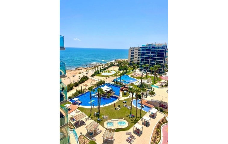 Alquiler a largo plazo - Apartamento / piso - Punta Prima