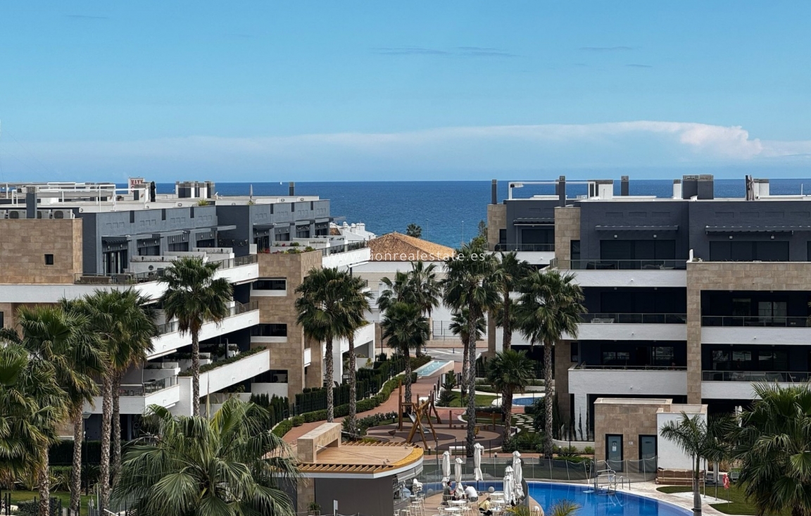 Alquiler a largo plazo - Apartamento / piso - Punta Prima