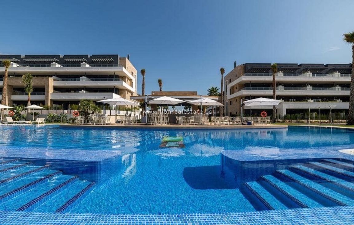 Alquiler a largo plazo - Apartamento / piso - Punta Prima