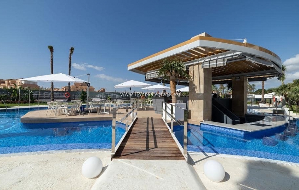 Alquiler a largo plazo - Apartamento / piso - Punta Prima