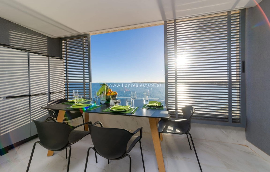 Alquiler a largo plazo - Apartamento / piso - Punta Prima