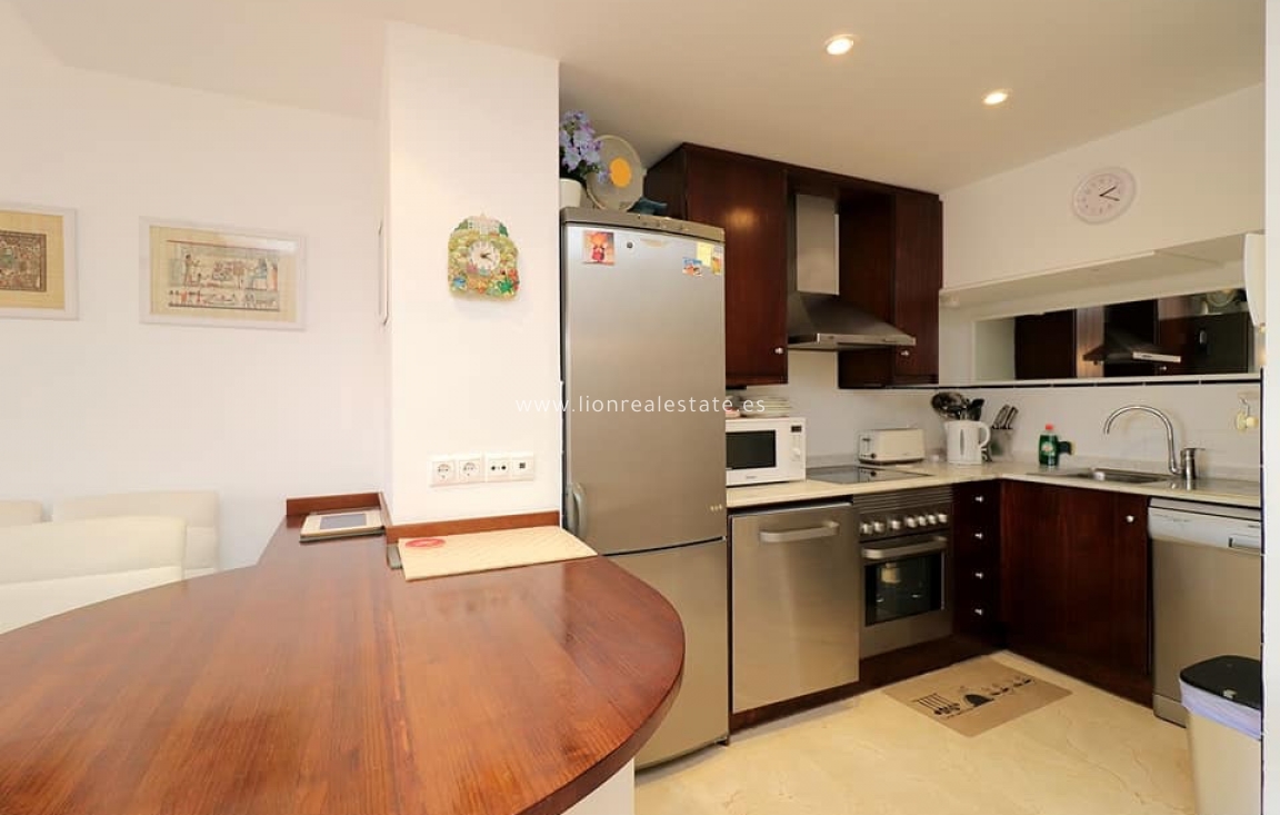 Alquiler a largo plazo - Apartamento / piso - Punta Prima