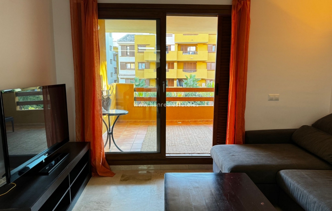 Alquiler a largo plazo - Apartamento / piso - Punta Prima