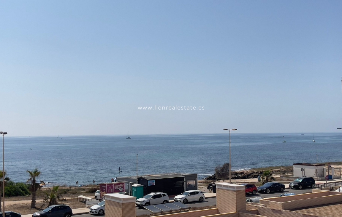 Alquiler a largo plazo - Apartamento / piso - Torrevieja - La Veleta