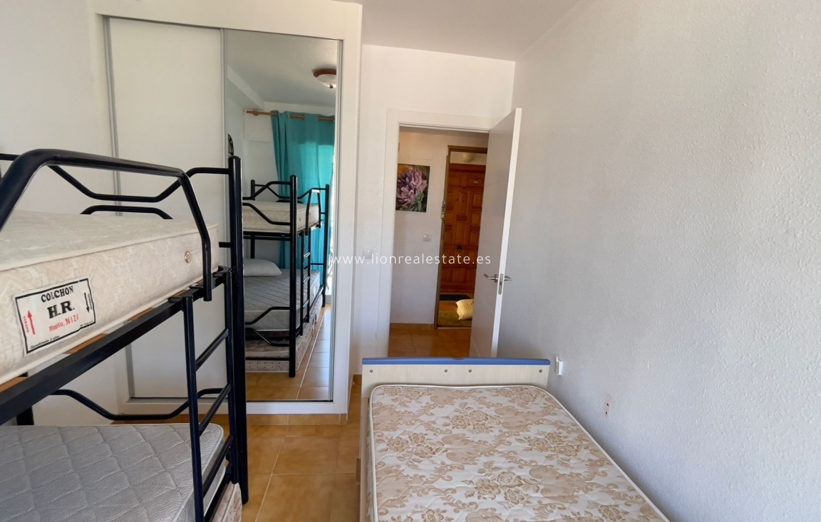 Alquiler a largo plazo - Apartamento / piso - Torrevieja - La Veleta