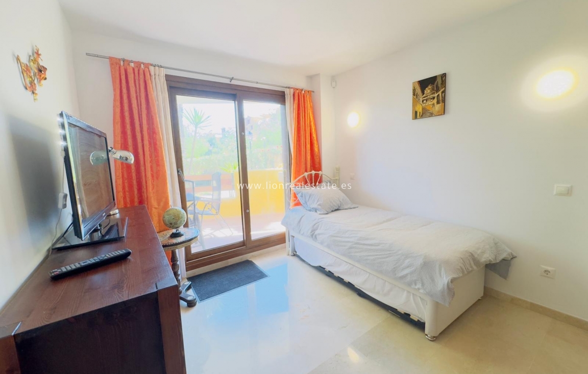 Alquiler a largo plazo - Apartamento / piso - Torrevieja - Punta Prima