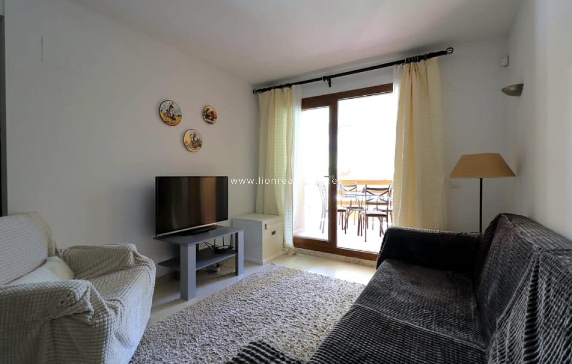 Alquiler a largo plazo - Apartamento / piso - Torrevieja - Punta Prima