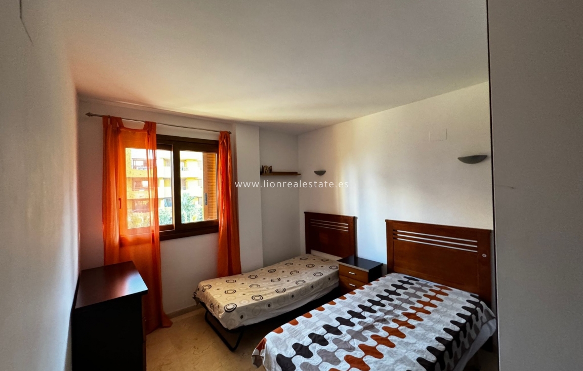 Alquiler a largo plazo - Apartamento / piso - Torrevieja - Punta Prima