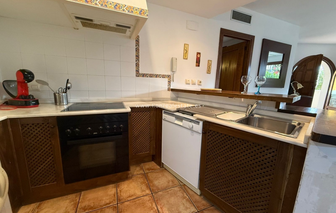 Alquiler a largo plazo - Apartamento / piso - Torrevieja - Punta Prima