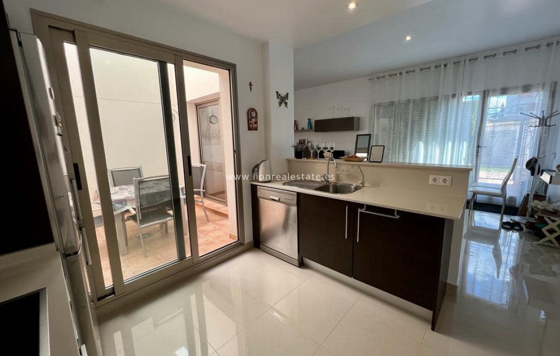 Alquiler a largo plazo - Bungalow - Punta Prima