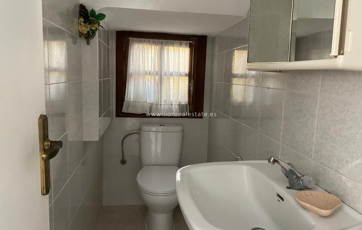 Alquiler a largo plazo - Chalet - Orihuela Costa - Villamartín