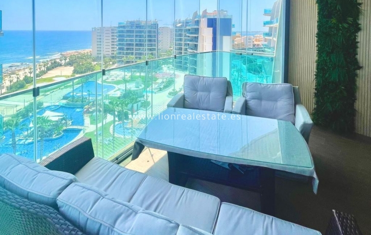 Apartamento / piso - Alquiler a largo plazo - Punta Prima - Punta Prima