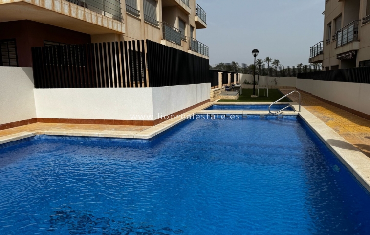 Apartamento / piso - Reventa - Torrevieja - Punta Prima