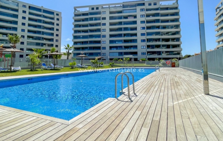 Apartment / flat - Resale - Orihuela Costa - Punta Prima