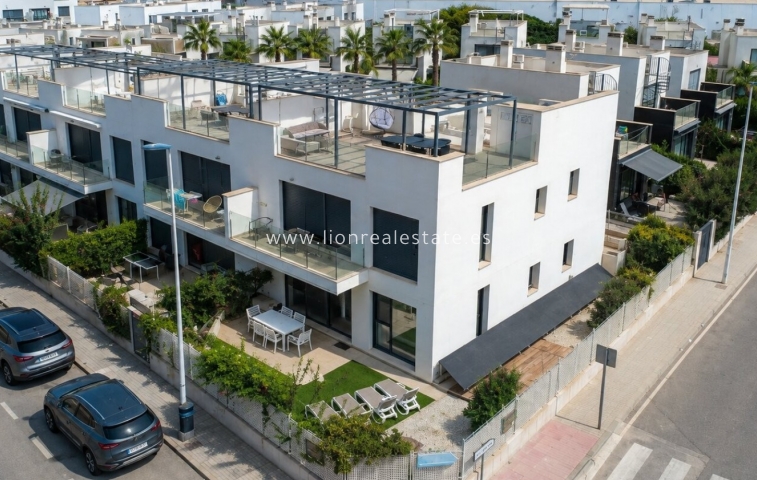 Apartment / flat - Resale - Orihuela Costa - Punta Prima