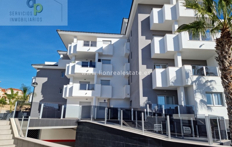 Apartment / flat - Resale - Orihuela Costa - Villamartín