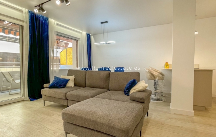 Apartment / flat - Resale - Torrevieja - El Acequión - Los Náufragos